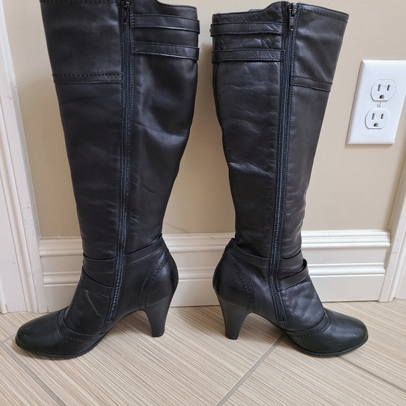 Womens leather boots - Picture 7 of 10